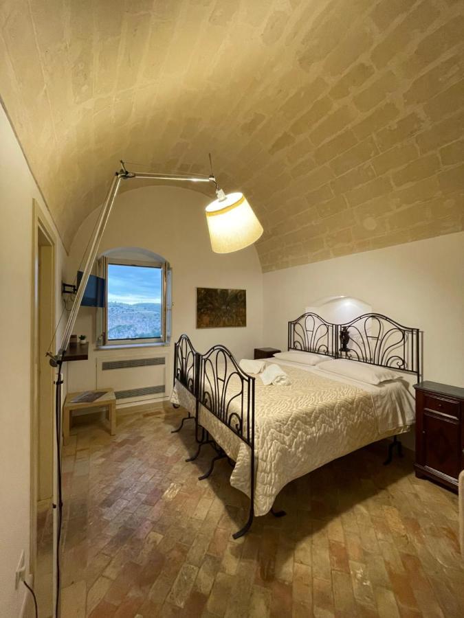 Dimora La Gravina Bed & Breakfast Matera Bagian luar foto