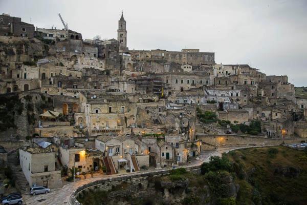 Dimora La Gravina Bed & Breakfast Matera Bagian luar foto